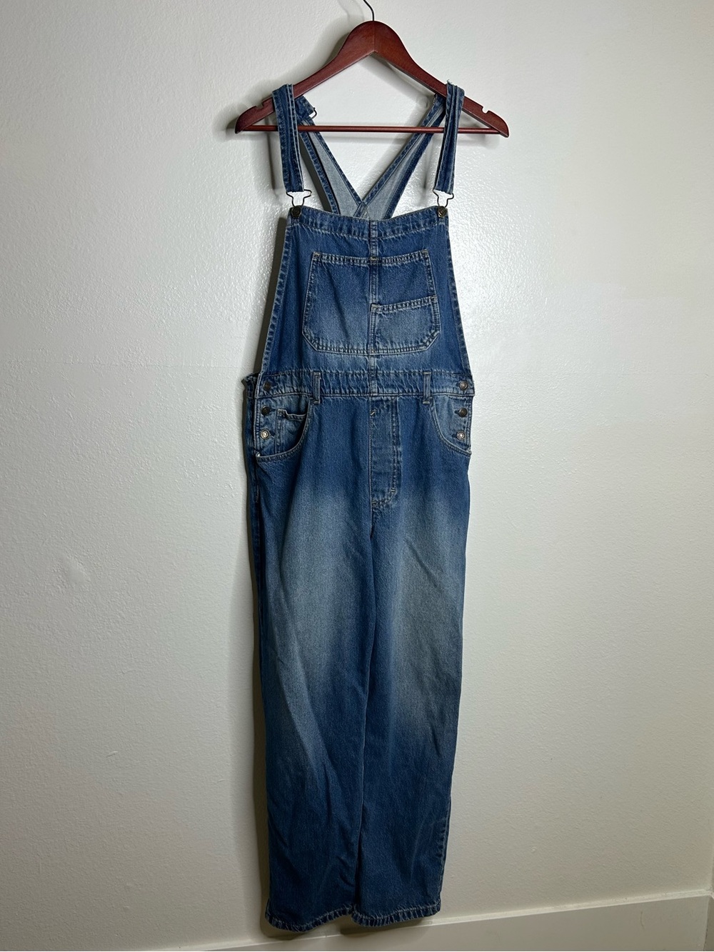 Free People 100% Cotton Ziggy Denim Straight Leg Overalls Medium Wash - Picture 2 of 15